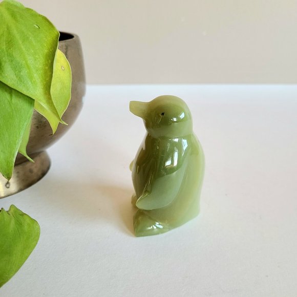 Stone penguin figurine. - Picture 3 of 8